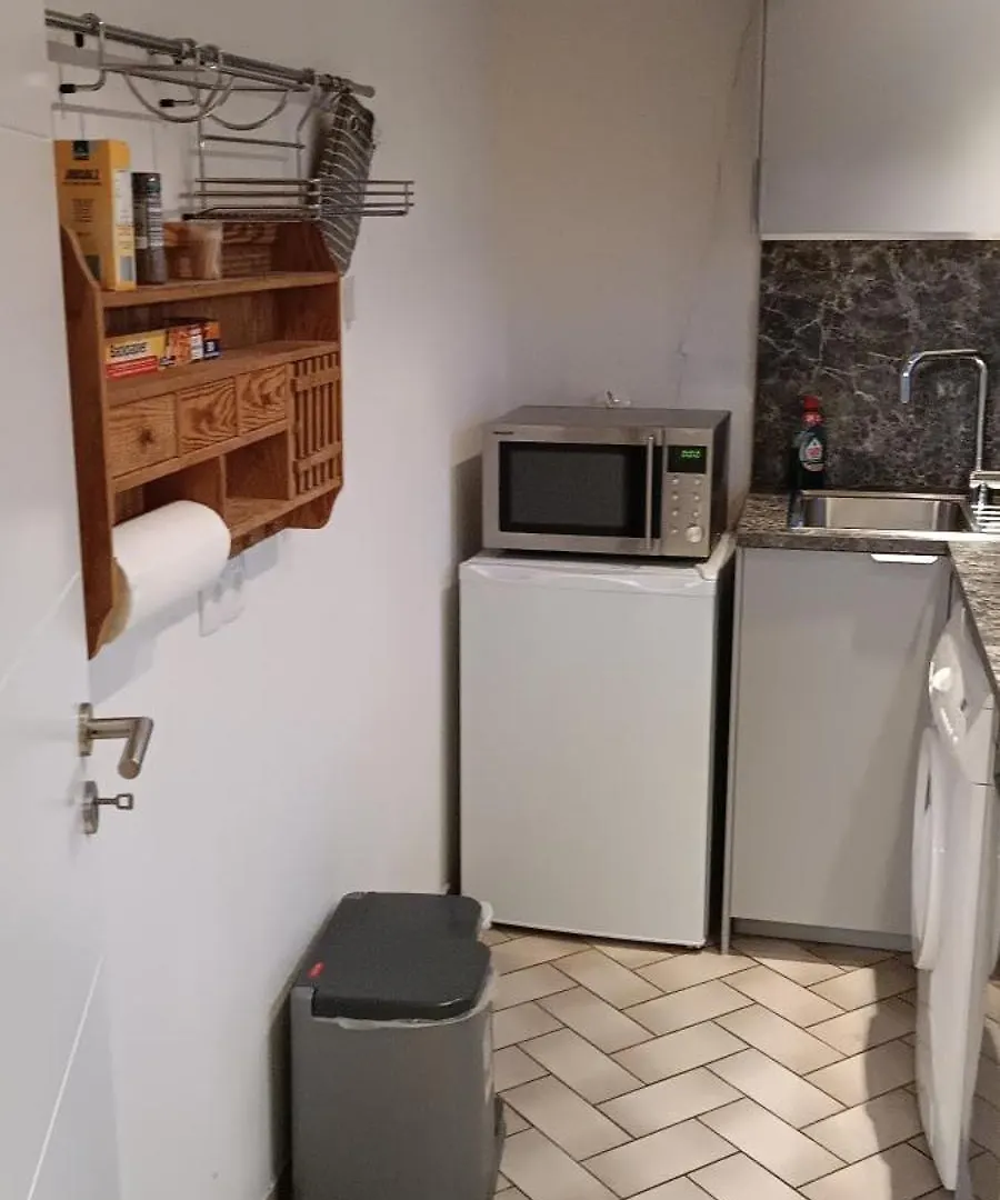 Komfortable Ferienwohnung In Floersheim-Weilbach Floersheim am Main 0*,  Germany